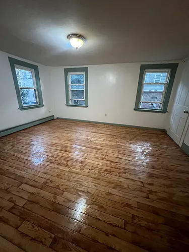 56 7th St #1 Photo 1