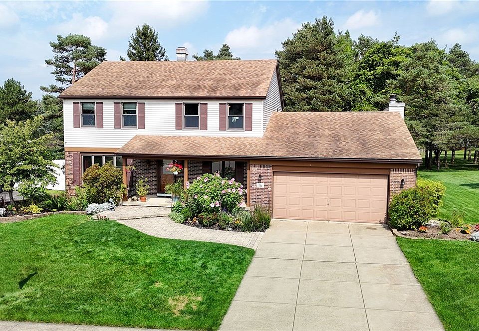 1st image of 16 Cedar Ridge Dr