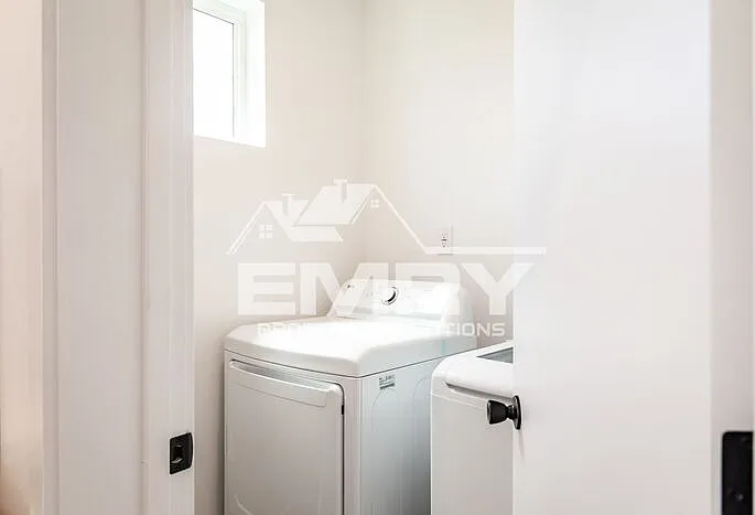 3759 Dalton Ave — Photo 9