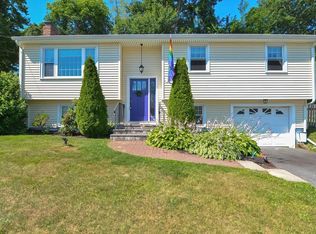 2 Edgewood Dr, Milford, MA 01757