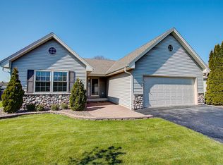3216 Heartland Ln, Racine, WI 53402