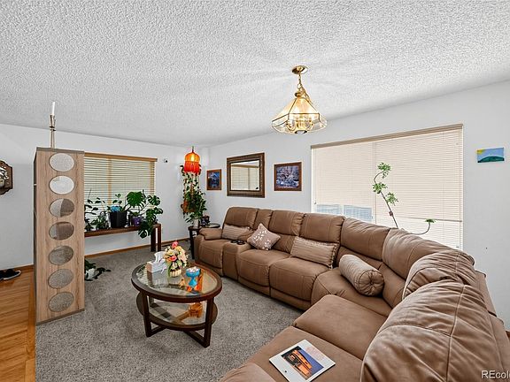 5th image of 4317 Ceylon Street