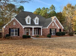 34 Brookline Dr, Hattiesburg, MS 39402
