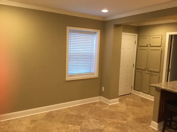 1200 34th St S APT 5, Birmingham, AL 35205