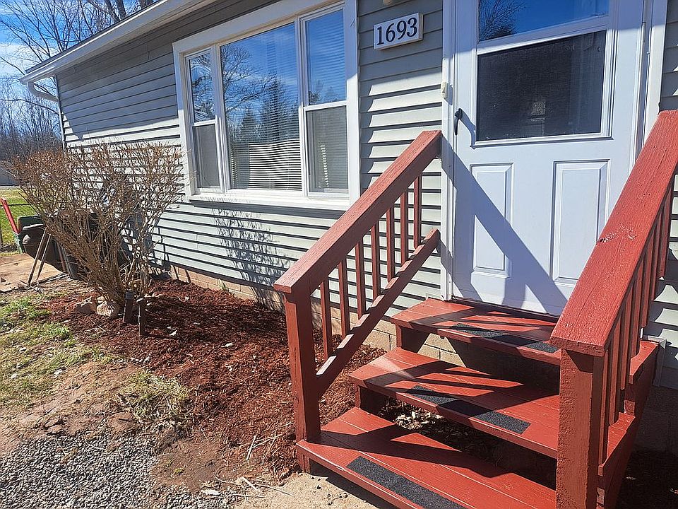 1st image of 1693 Drake Rd