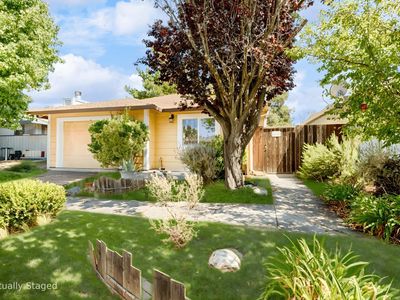 1906 Genoa Place, Santa Rosa, CA, 95403