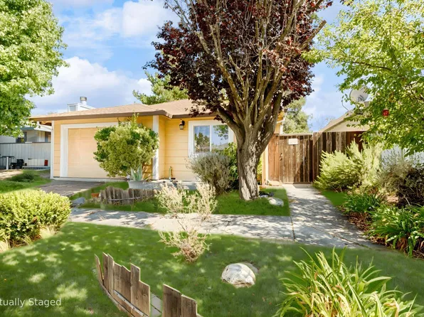 1906 Genoa Place, Santa Rosa, CA 95403