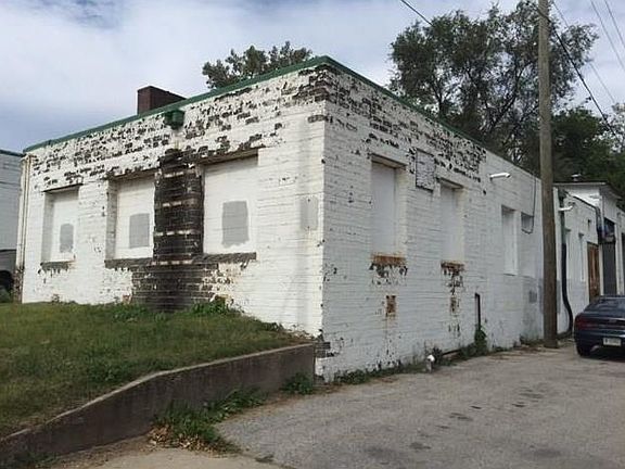 3rd image of 2659 Shelby St