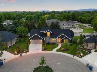 440 N Timberwolf Pl, Eagle, ID 83616