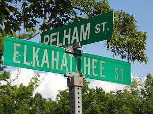 5th image of 21 Elkahatchee St