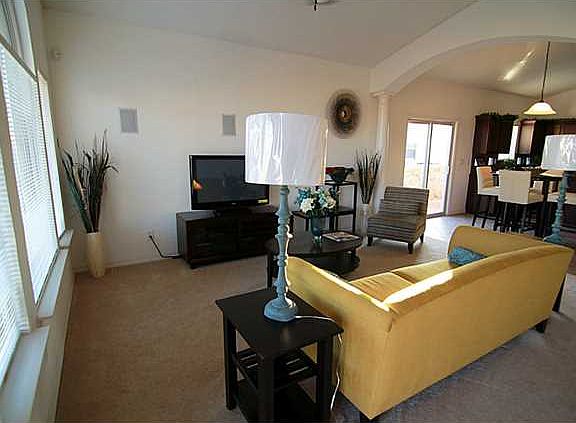 3rd image of 14605 Hunters Grove Ave