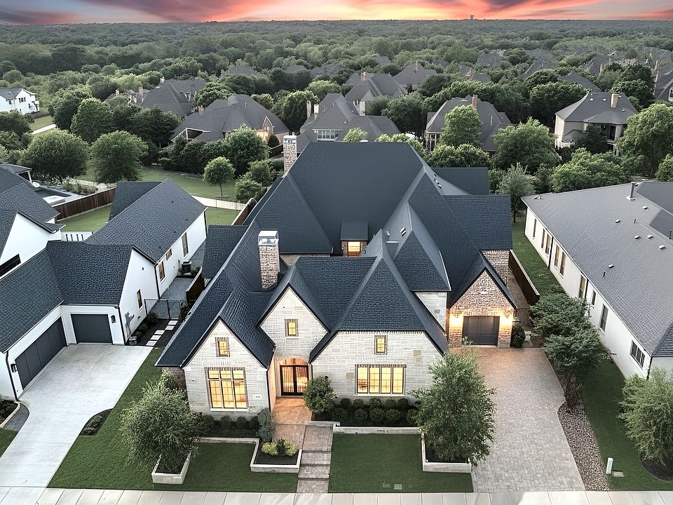 1st image of 818 Brett Dr