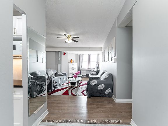 2nd image of 4062 Lawrence Ave E #612