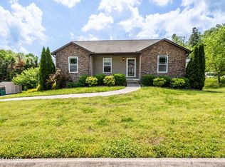 3524 Boulder Point Ln, Powell, TN 37849