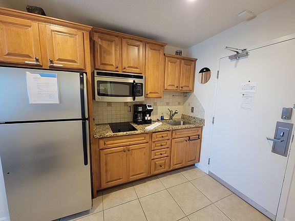 2nd image of 2700 Atlantic Ave #1403