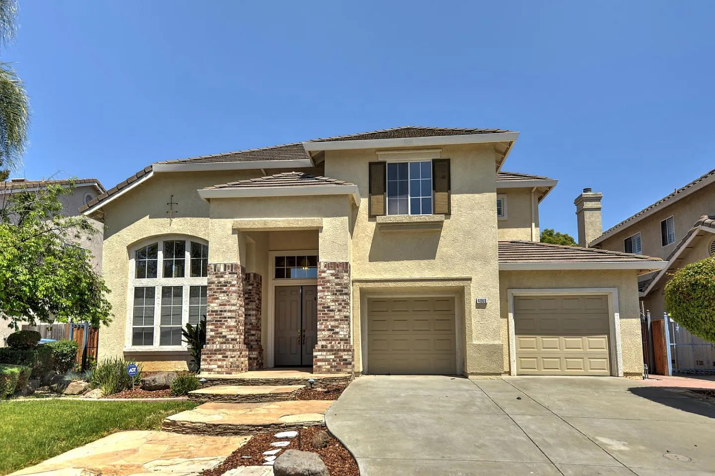4088 Louvre Ave photo 1