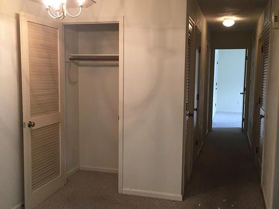 5th image of 2404 Wood Gate Ln
