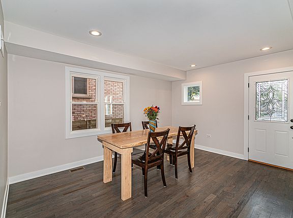 4th image of 4321 N Newcastle Ave
