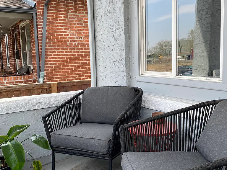 1573 N Hooker St — Photo 20