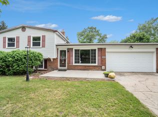 6032 Devon St, Portage, MI 49024