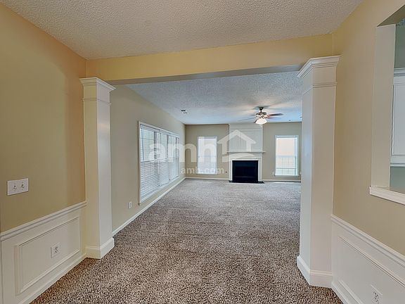 5th image of 2523 Davenham Ln