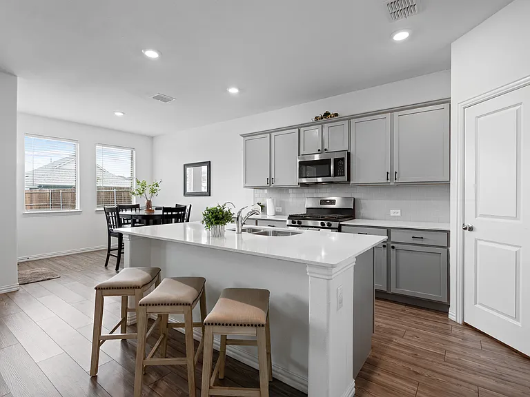 1736 Da Vinci Dr — Photo 6