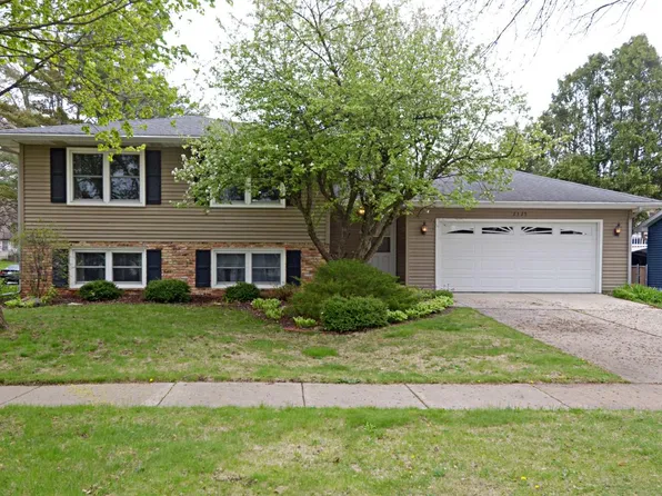 2325 Stuart Court, Madison, WI 53704