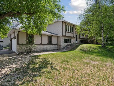 17427 Cherry Dr, Eden Prairie, MN, 55346
