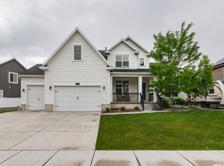 567 N Botts Dr, Farmington, UT 84025