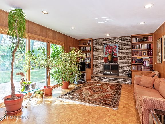 5th image of 1228 Cambridge Ct