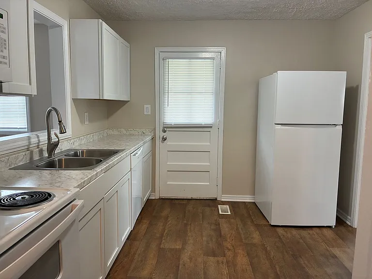 2520 Proctor Knott Dr — Photo 11
