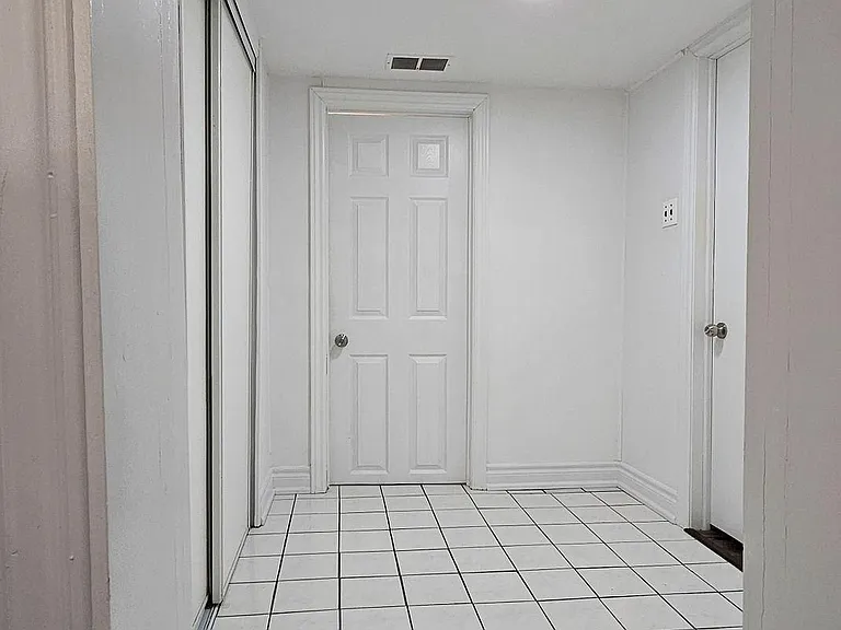 2 Maretta Ave #BASEMENT — Photo 7