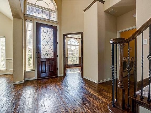4th image of 12527 Nandina Ln