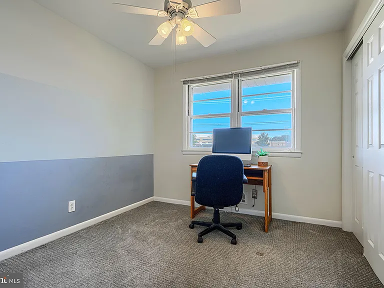520 White Oak Dr — Photo 11