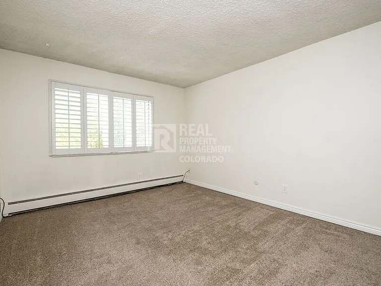 3470 S Poplar St #407 — Photo 10
