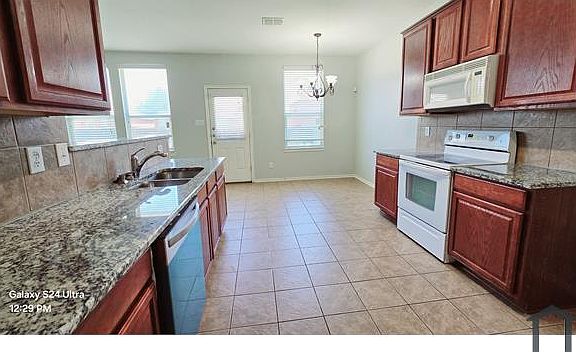 5th image of 8219 Atherton St