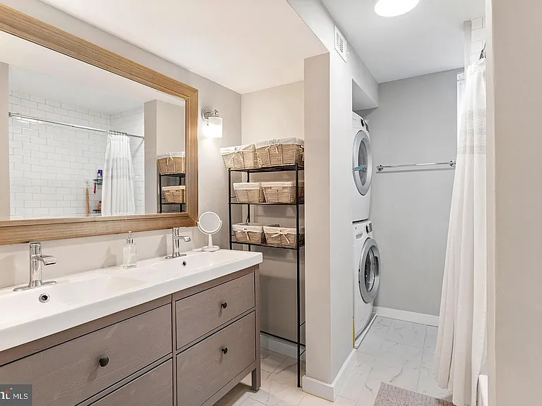 55 M St NW #202 — Photo 13