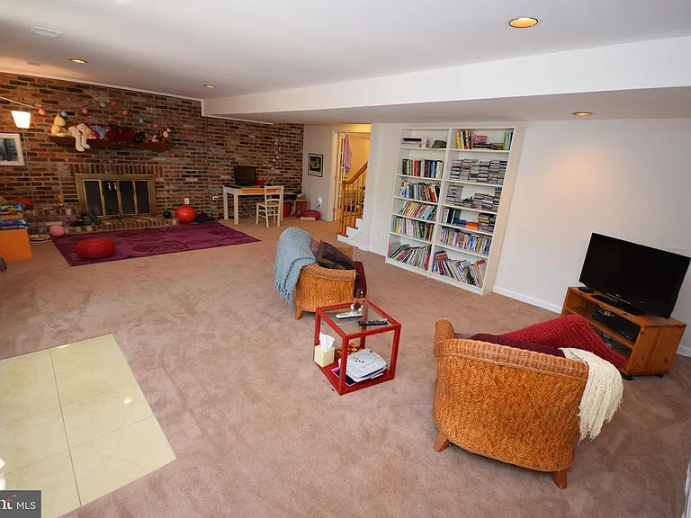 6728 Sulky Ln — Photo 28