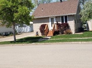 115 5th Ave NE, Aberdeen, SD 57401