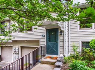 43 Quail Ct, Hardyston, NJ 07419