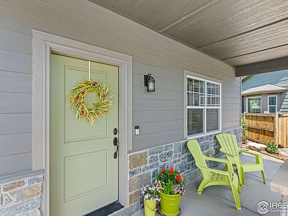 3rd image of 783 Capricorn Ct