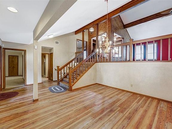 5th image of 6007 Ivy Hills Dr