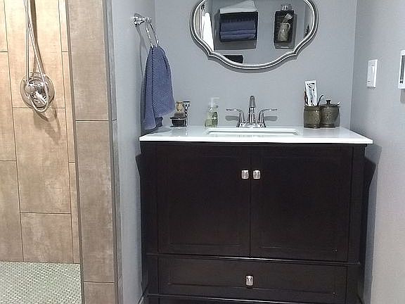 Master Bathroom Vanity