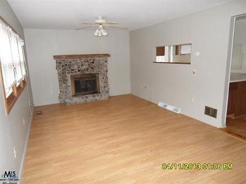 3rd image of 22313 Mylls St
