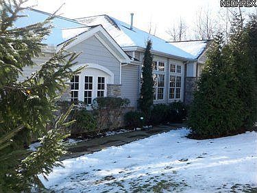 1st image of 364 Blossom Ln #49