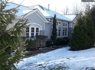 364 Blossom Ln #49, Orange, OH 44022