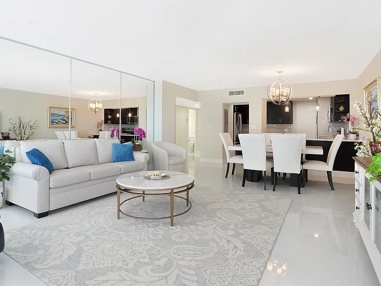 3430 Galt Ocean Dr #410 — Photo 10