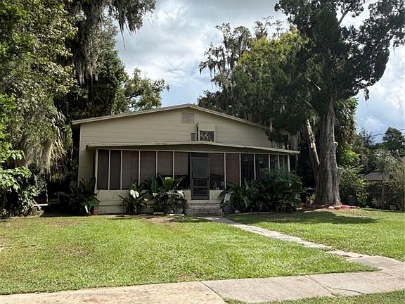 2nd image of 730 LINDLEY BOULEVARD