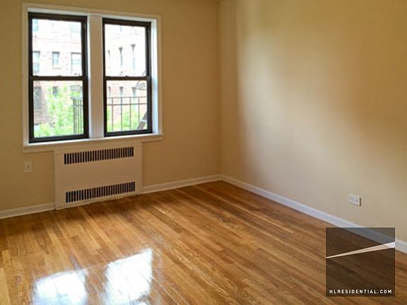 3rd image of 8505 35th Ave #00