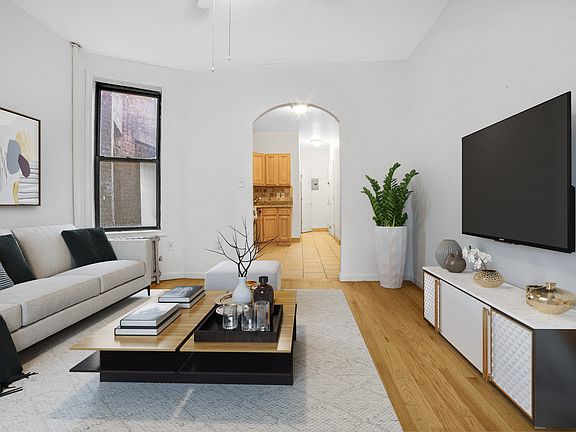 2nd image of 424 E 75th St #2I
